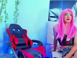 Screen Grab from lunaandlisa