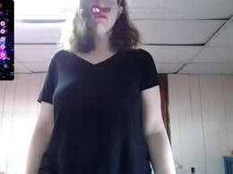 Screen Grab from lunaquinn45