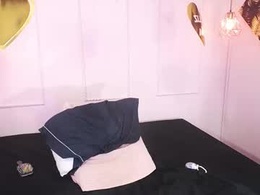 Screen Grab from lunasweet_18