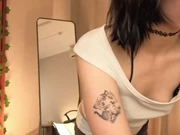 Screen Grab from lunavogue