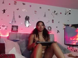 Screen Grab from lupitaexotic