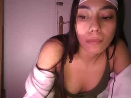 Screen Grab from luucii4418