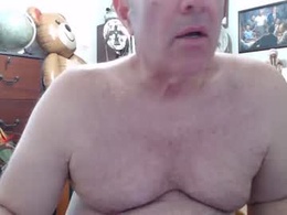 Screen Grab from luv2bnakedallthetime