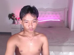 Screen Grab from lux_brextonx