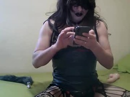 Screen Grab from lyamiax