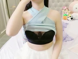 Screen Grab from lyly_baby22