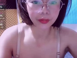 Screen Grab from lyly_sexxy