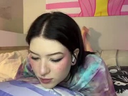 Screen Grab from lyna25