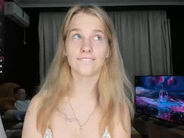 Screen Grab from lynntiny