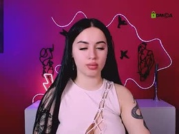 Screen Grab from lyra_donna