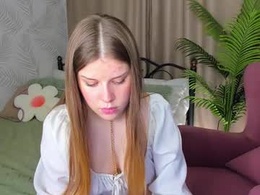 Screen Grab from m1ss_wendy