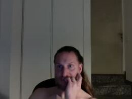 Screen Grab from m4rduk81