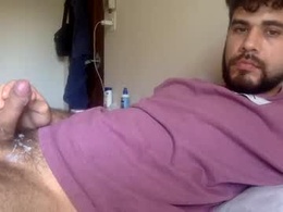 Screen Grab from m4xr4r0
