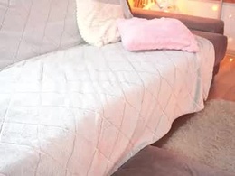 Screen Grab from machellehollenback