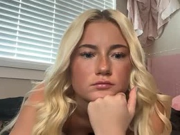 Screen Grab from maddiiemayyy