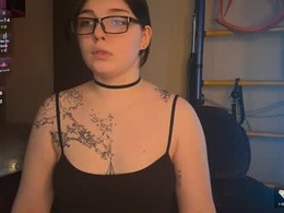 Screen Grab from maddyvibe