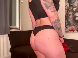 Screen Grab from mady_sunshiine