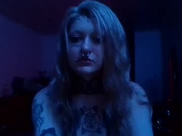 Screen Grab from maeee_