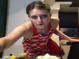 Screen Grab from maeveefoxx