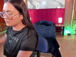 Screen Grab from maithe_rose