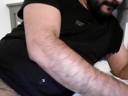 Screen Grab from mallucutie1