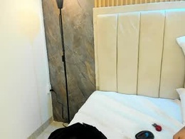 Screen Grab from malory_winehouse