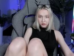 Screen Grab from maoqibeverly