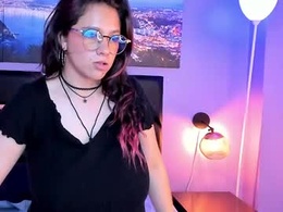 Screen Grab from maramartinez_