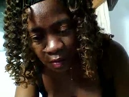 Screen Grab from marielisia