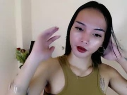 Screen Grab from marishkafoxx