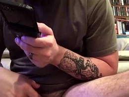 Screen Grab from marriedbigcock27