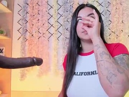 Screen Grab from mary_anh1