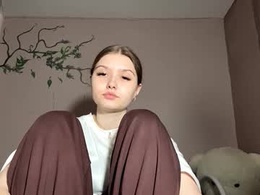 Screen Grab from marylouisehansil