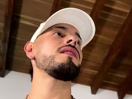 Screen Grab from mateobaer_