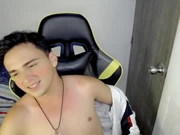 Screen Grab from mathiass_twinkk_