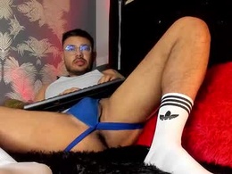 Screen Grab from mattew_adam