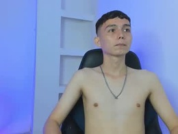 Screen Grab from max_ferrer1