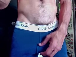 Screen Grab from max_greenn