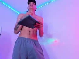 Screen Grab from max_thomsonn