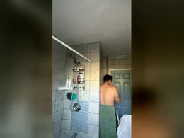 Screen Grab from maxbee1323