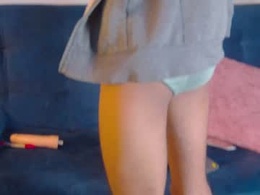 Screen Grab from maxi_max0