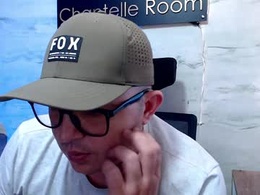 Screen Grab from maximo_daddy1