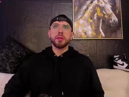 Screen Grab from maximo_wolf1