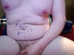 Screen Grab from maxwelladler02