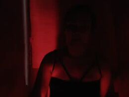 Screen Grab from maxxi_18