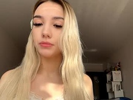 Screen Grab from maybellauletta