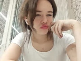 Screen Grab from maybellebrimer