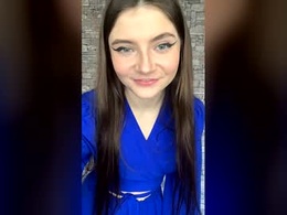 Screen Grab from mayrollinss