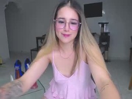 Screen Grab from melanie__5