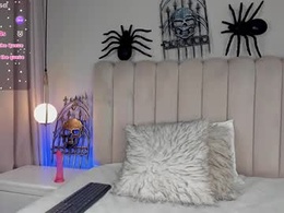 Screen Grab from melanie_hillz